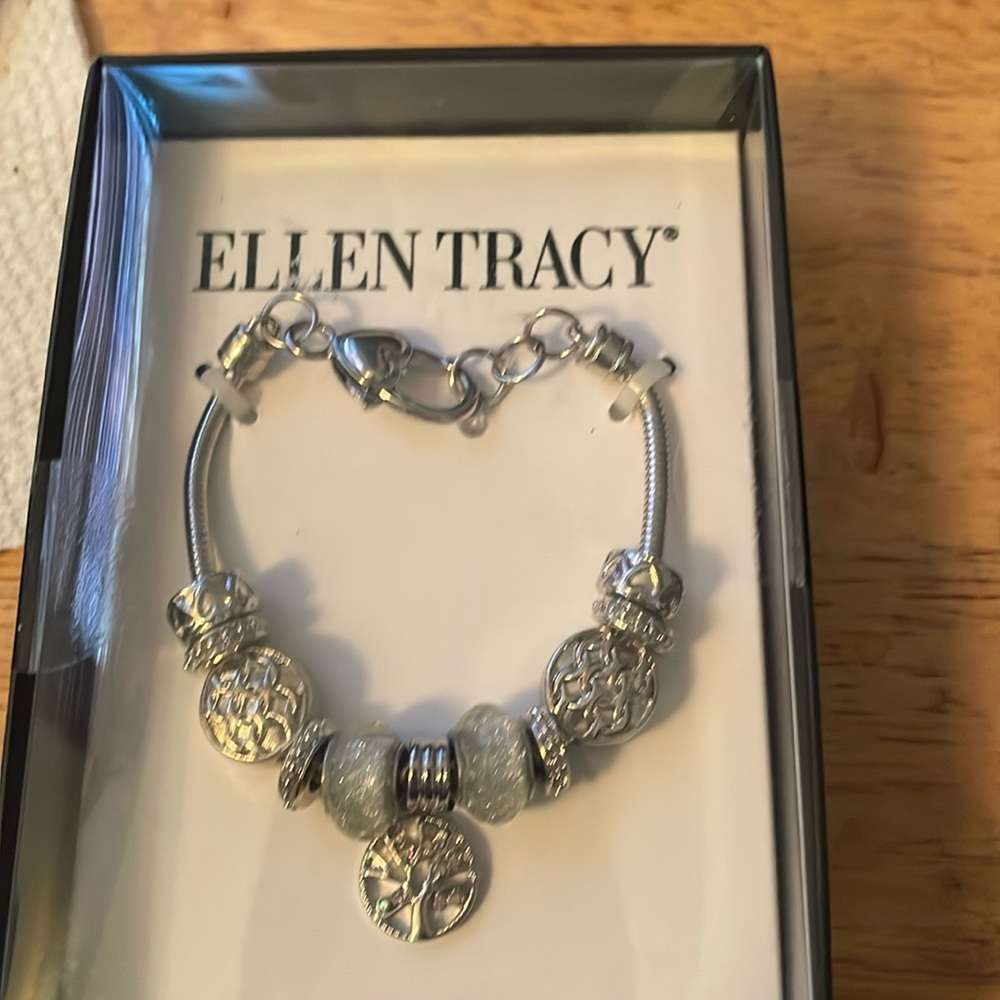 Ellen Tracey gift boxed bracelet
